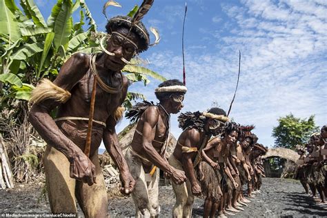 island with cannibal tribe